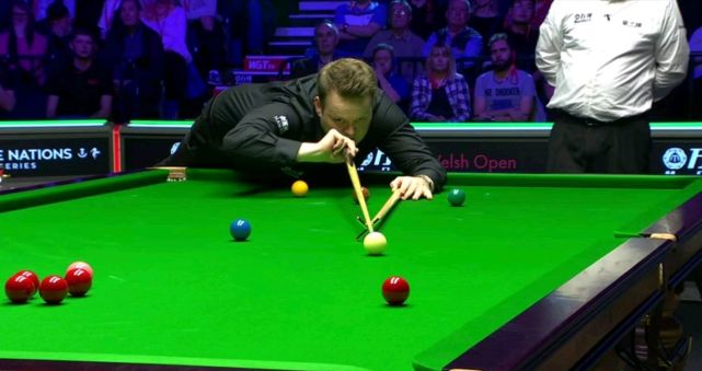 的助理教练 的助理教练