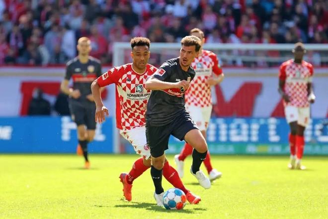 表现令人失 表现令人失