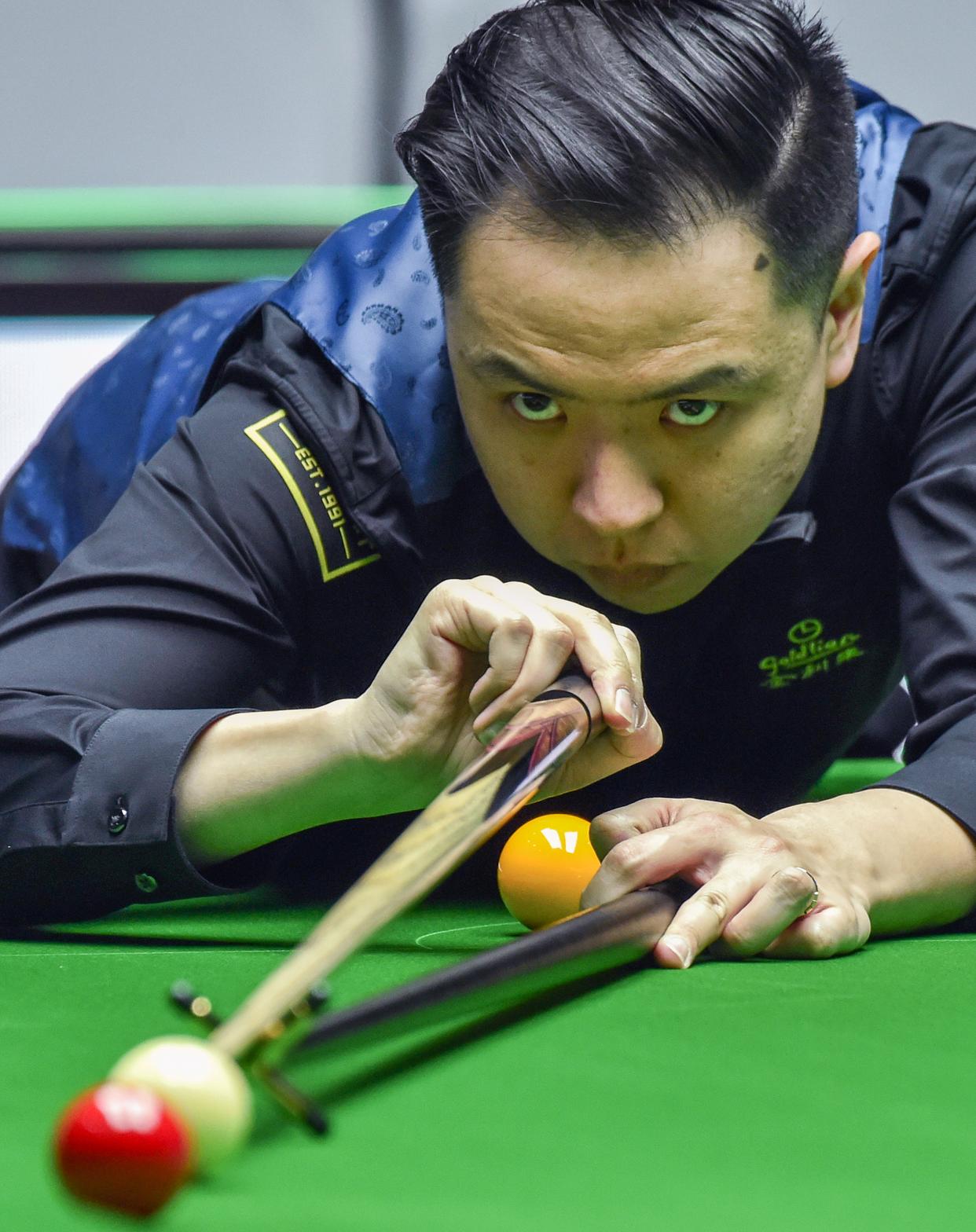 到他的个人 到他的个人