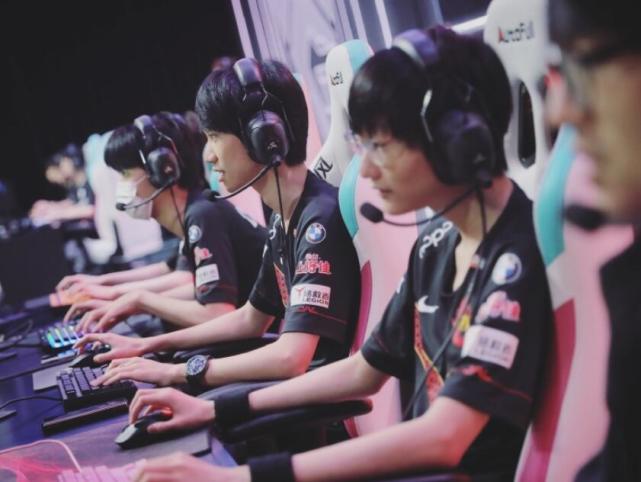 再次展现了 再次展现了