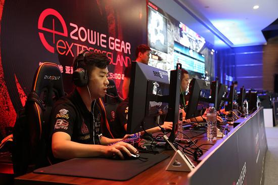 在困难环境 在困难环境